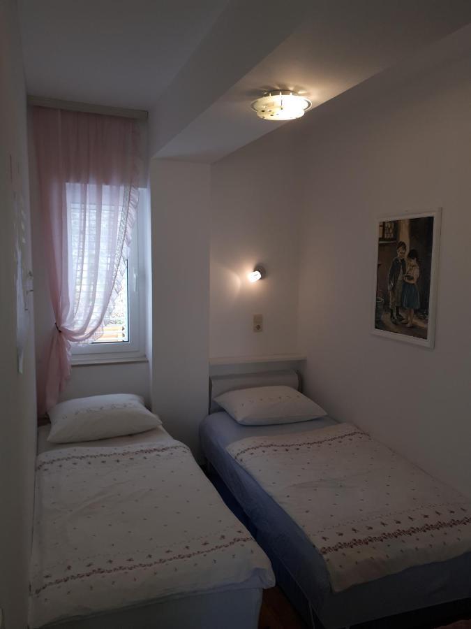 Apartmani Gojevic Vodice Exterior foto